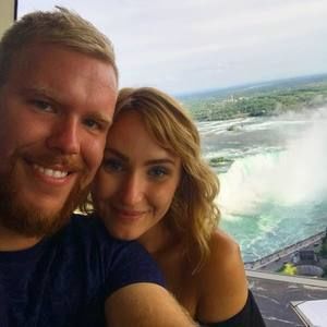 Meet your Posher, Leah